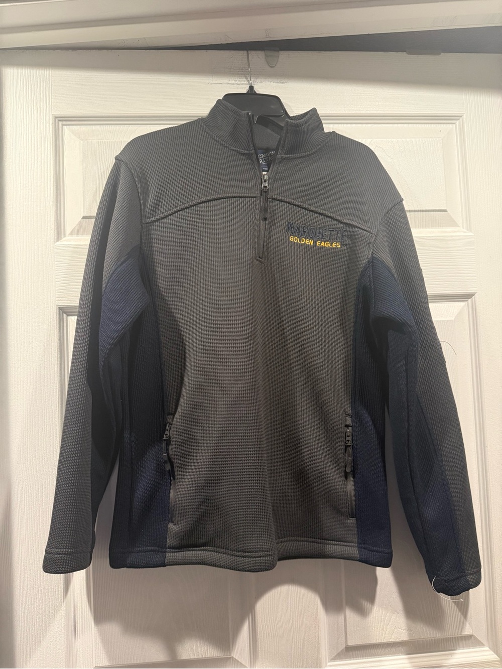 NWT Marquette Campus Heritage Gray & Navy Quarter-Zip Pullover size small